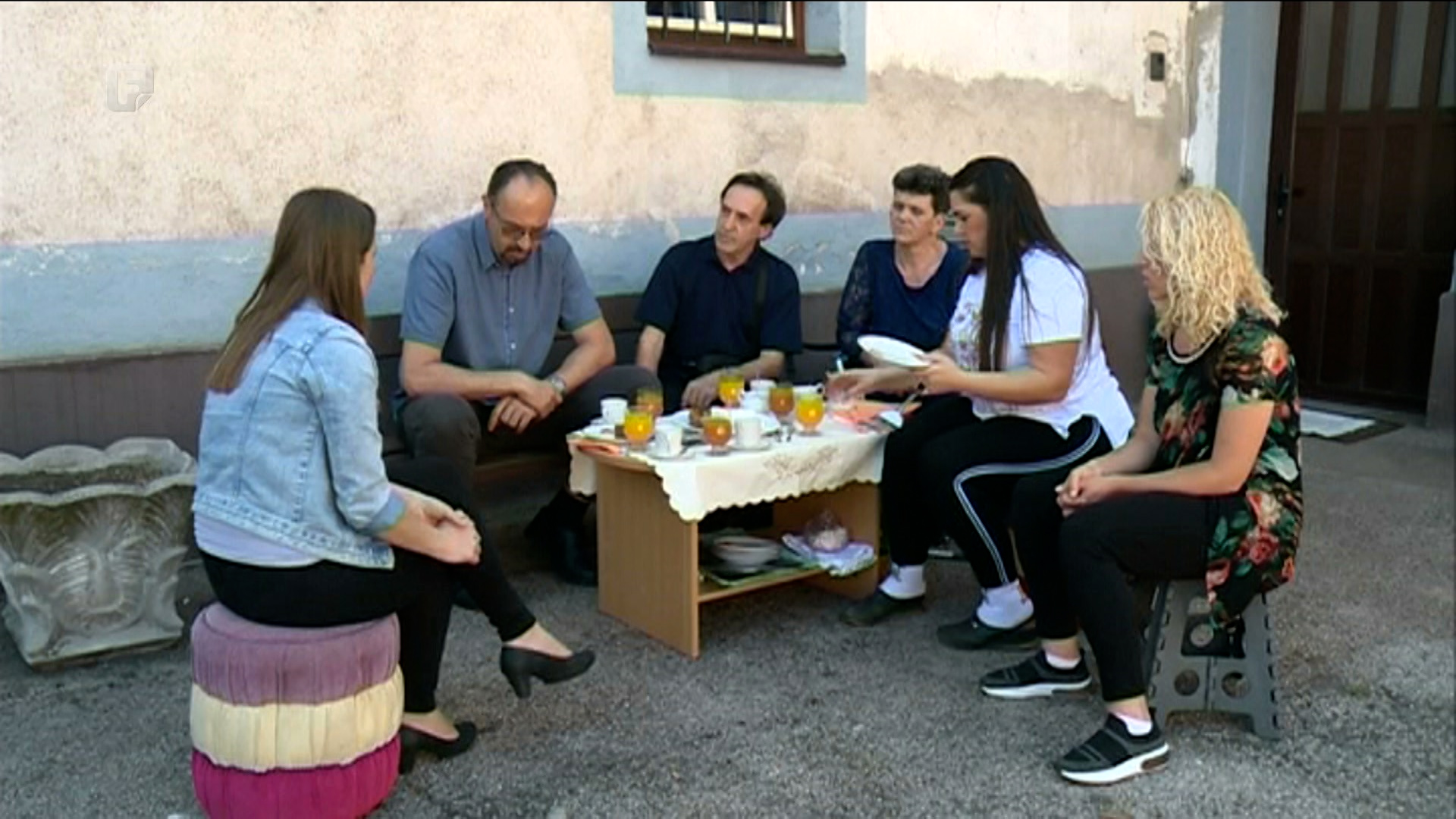 Fratri su im braća, a časne sestre - sestre